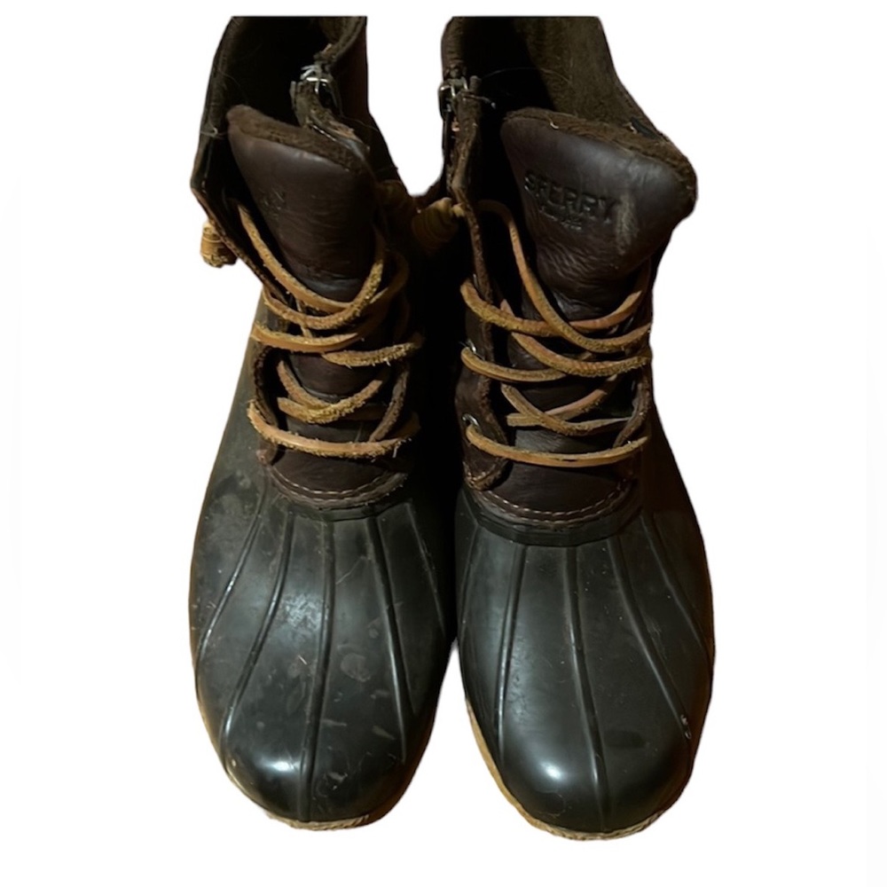 Sperry duck boots woman’s size 7.5